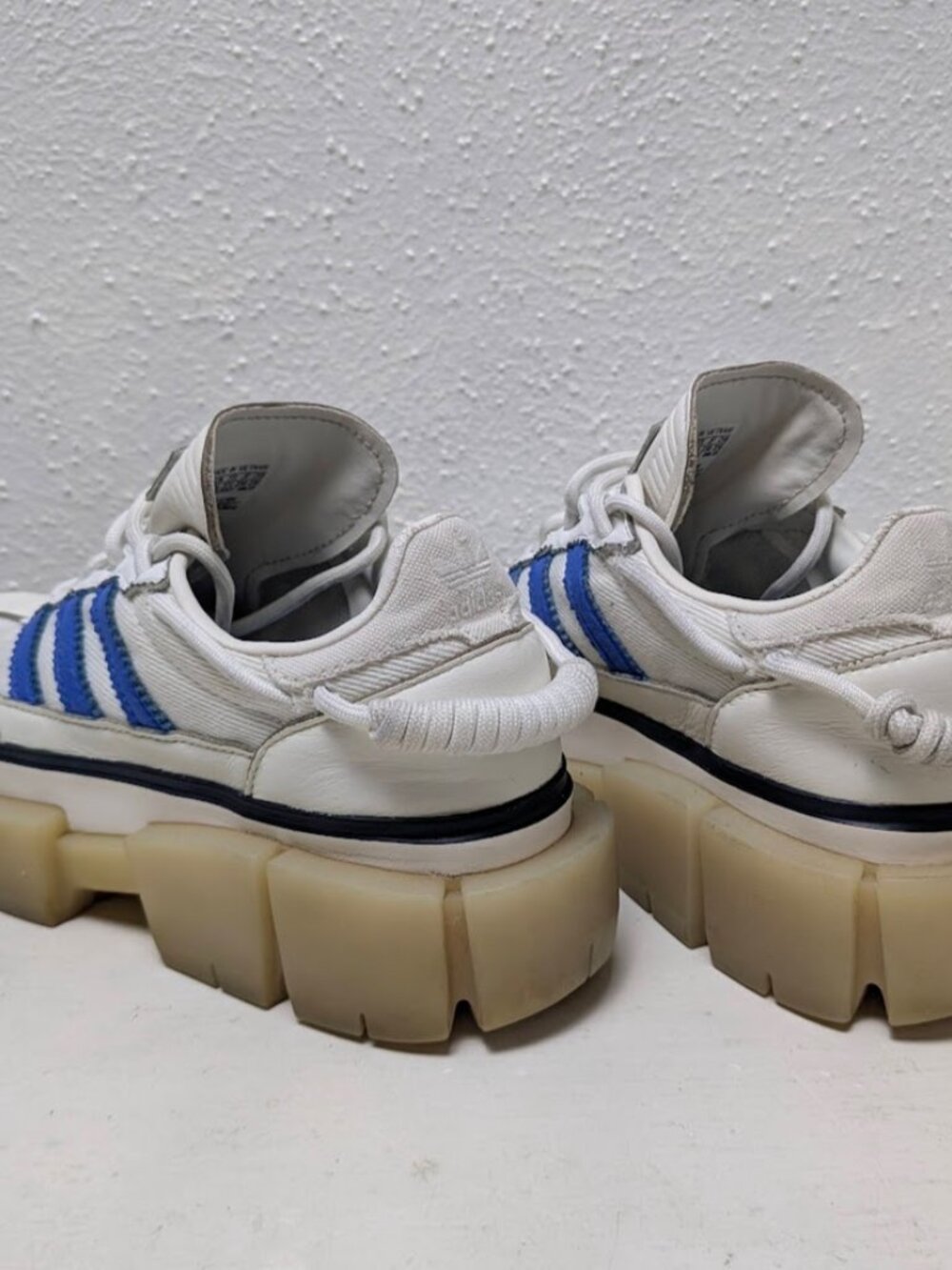Adidas Ivy Park x Super Super Sleek Rodeo Womens Size 6 - Glow Blue W - GZ3890 - Picture 7 of 10